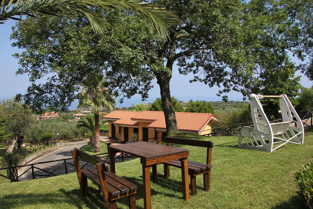 Borgo San Cosmo Tropea Bed & Breakfast Brattiro Ngoại thất bức ảnh