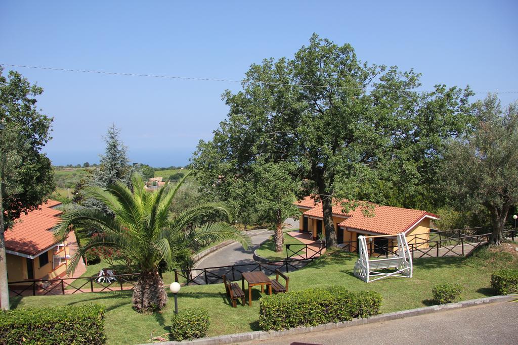 Borgo San Cosmo Tropea Bed & Breakfast Brattiro Ngoại thất bức ảnh