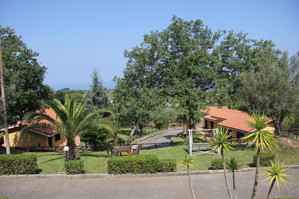Borgo San Cosmo Tropea Bed & Breakfast Brattiro Ngoại thất bức ảnh