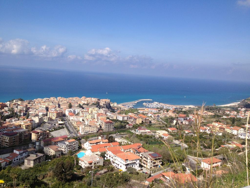 Borgo San Cosmo Tropea Bed & Breakfast Brattiro Ngoại thất bức ảnh