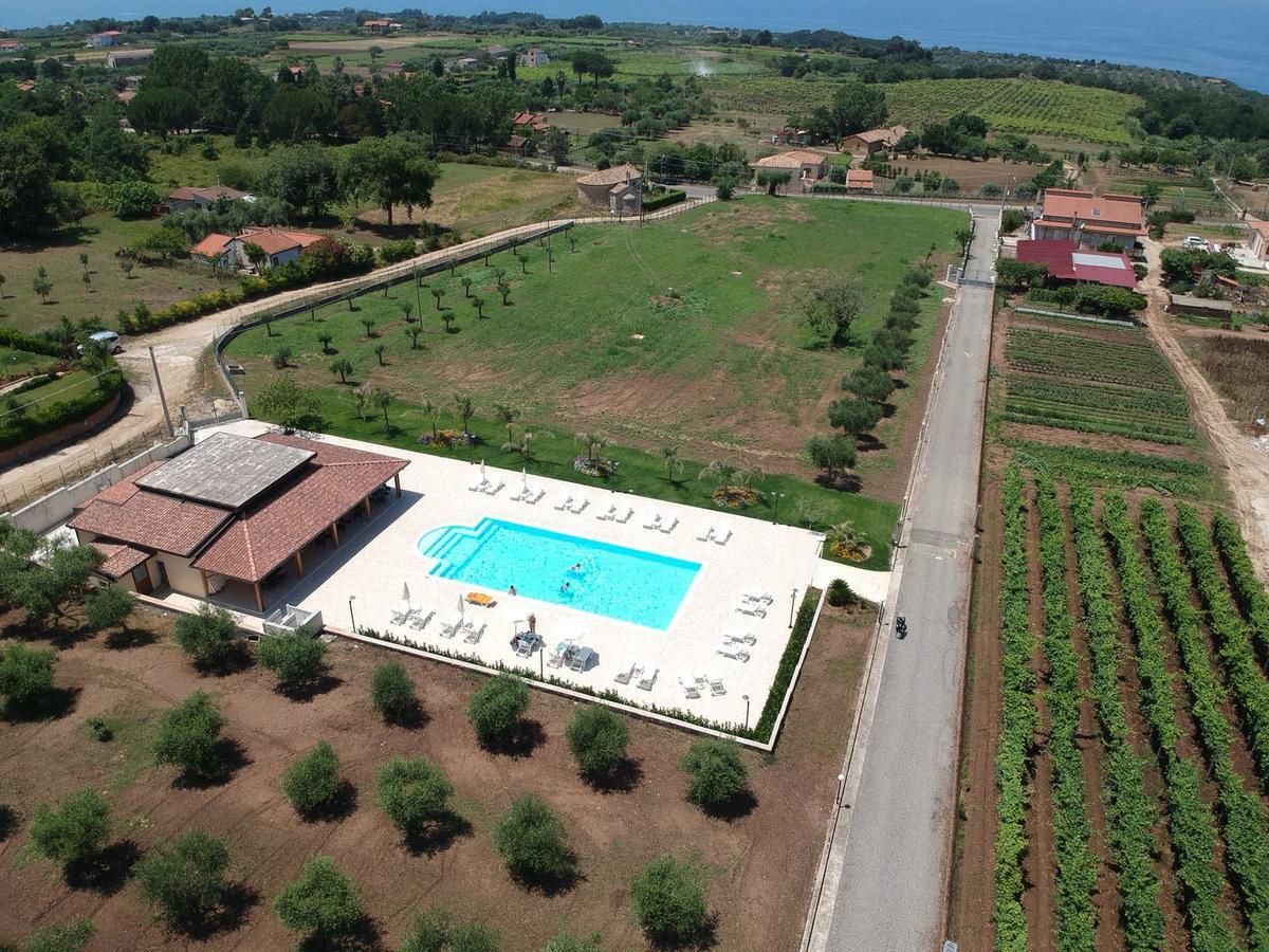 Borgo San Cosmo Tropea Bed & Breakfast Brattiro Ngoại thất bức ảnh